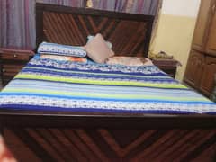 wooden full size bed set with beautiful dressing table 0