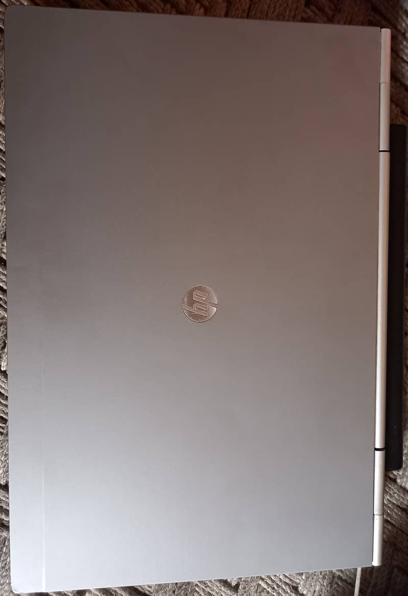 HP LAPTOP Intel Core i5-2520M 0