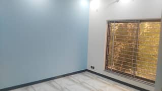 10 MARLA SLIGHTLY USED HOUSE FOR SALE IN SECTOR C BAHRIA TOWN LAHORE 0