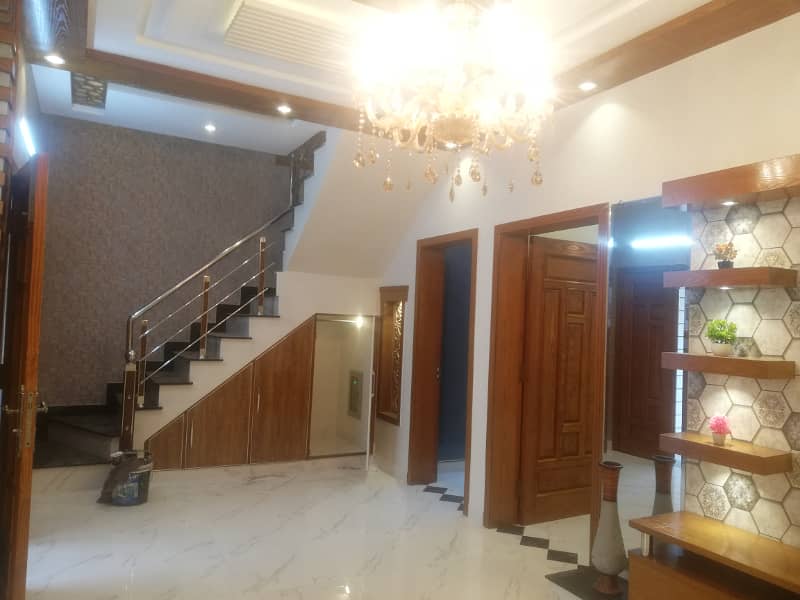 5 MARLA BRAND NEW HOUSE FOR SALE IN SECTOR D BAHRIA TOWN LAHORE 3