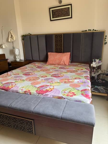 used bed for sale!! 9