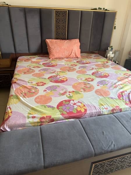 used bed for sale!! 10