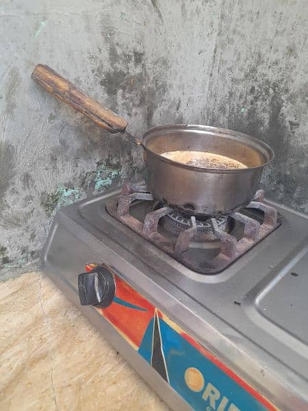 Orient ka auto stove ek theek hai ek khrb hai 3