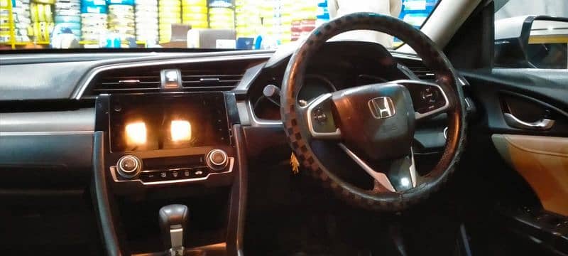 Honda Civic Oriel 2020 9