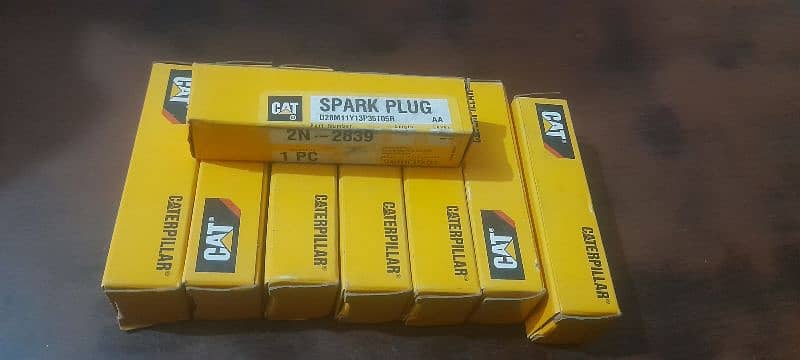 catepiller original spark plug 2