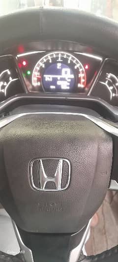 Honda Civic Oriel 2017 0