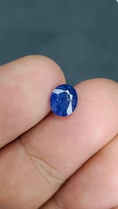 Royal blue Srilankan Neelam Blue Sapphire Ceylon gemstone 0