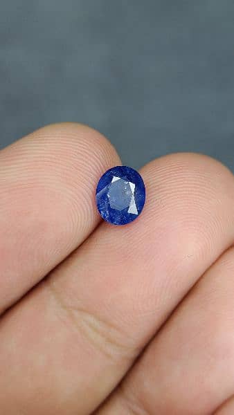 Royal blue Srilankan Neelam Blue Sapphire Ceylon gemstone 2
