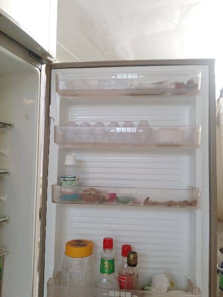 selling a dawlance refrigerator / fridge 1