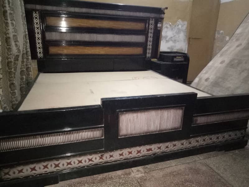 Pure Wood Dble Bed 38000,with 2 Sides tables 2