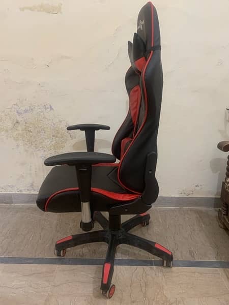 Gaming chair New 2