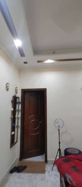Semi Furnished Room Available For Rent Male & female Only One Person 4