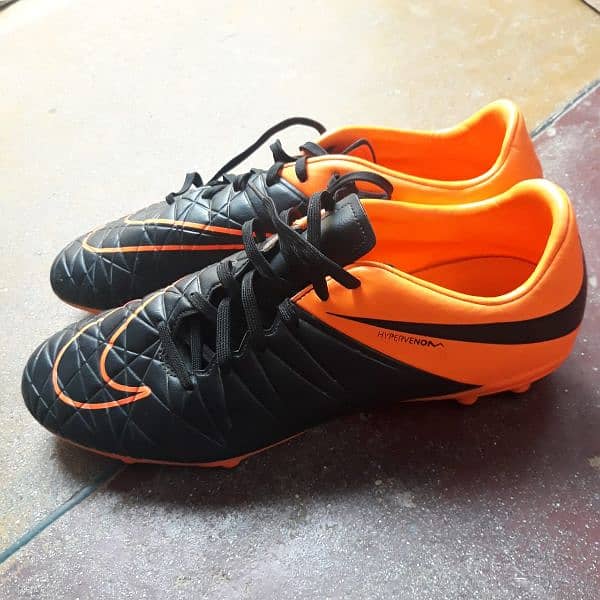 Football Shoes Nike (Turf Gripper) 2