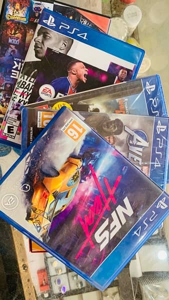 PS4 Slim 500gb with 5 game 1