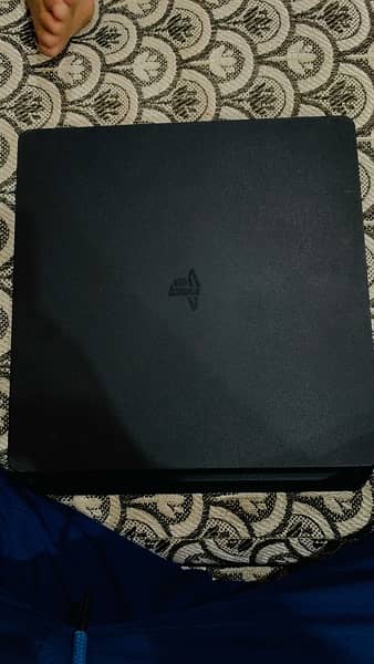 PS4 Slim 500gb with 5 game 3