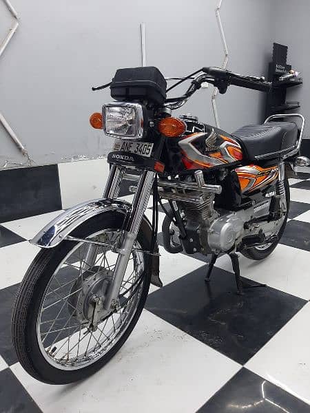 Honda 125cc Lush Condition 100% Genuine 0