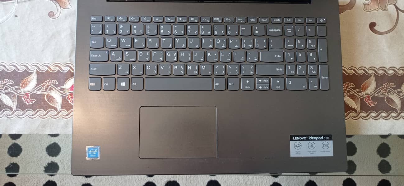 Lenovo Laptop 8