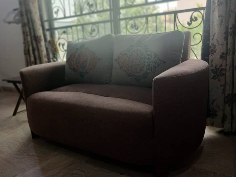 6 Seaters sofa for sale 1