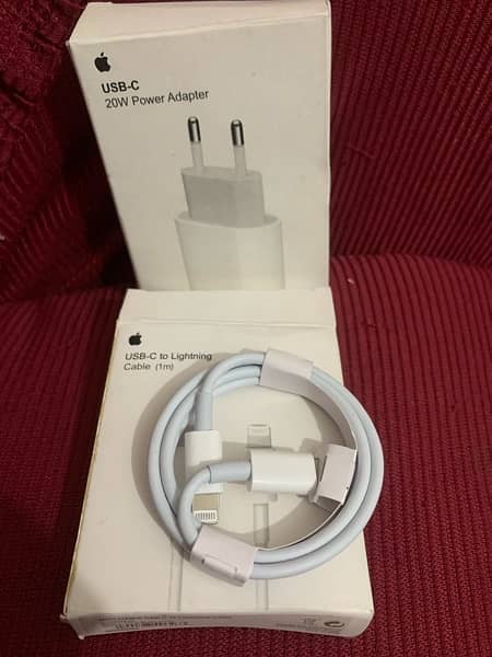 iPhone 20W Charging Adapter For iPhone 2