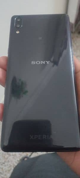 Sony Experia i3312 3