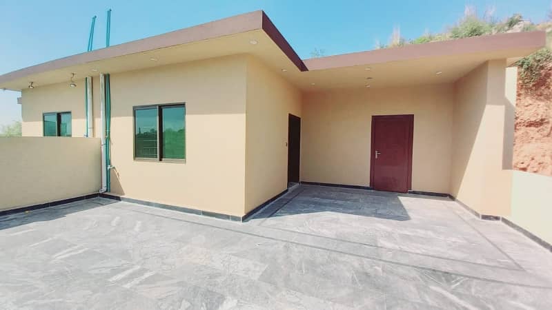 10 Marla Double Storey Double Unit Brand New House Available For Sale. 31
