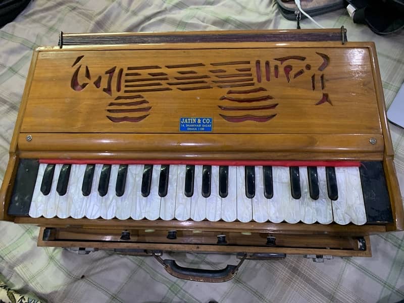 Wooden Harmonium of Jatin & Co 0