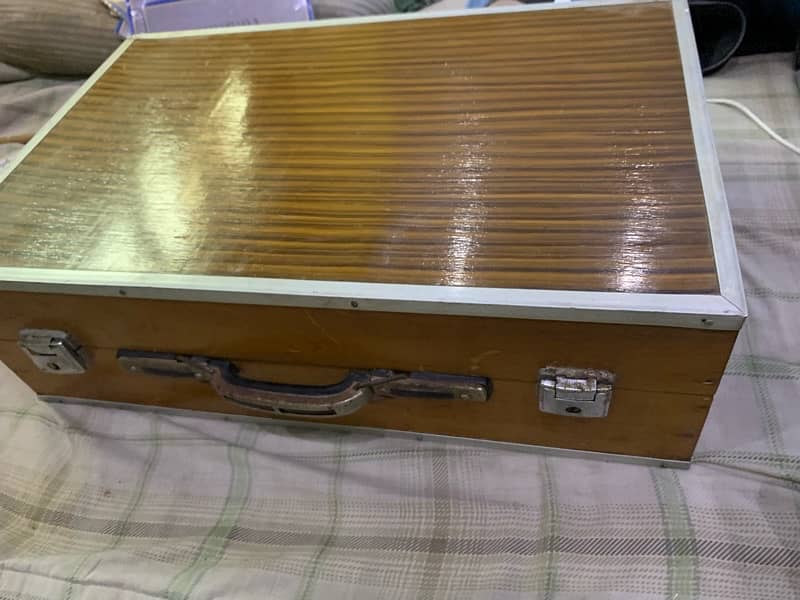 Wooden Harmonium of Jatin & Co 6