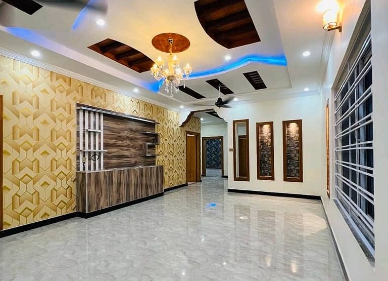 Gorgeous 10 Marla House For sale Available In Gulshan Abad Sector 2 6