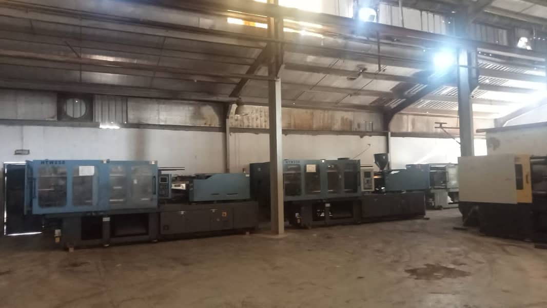 Used Injection Molding Machine | HTW 200 | HTW 250 | SZ 3000 A 4