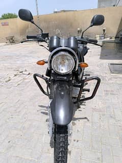 Yamaha ybr 125g islamabad number black