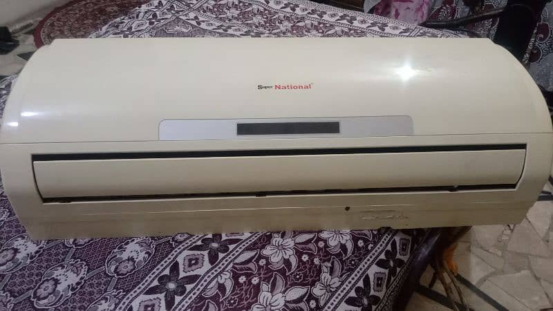 Ac (air condition) 1 ton in good condition 0