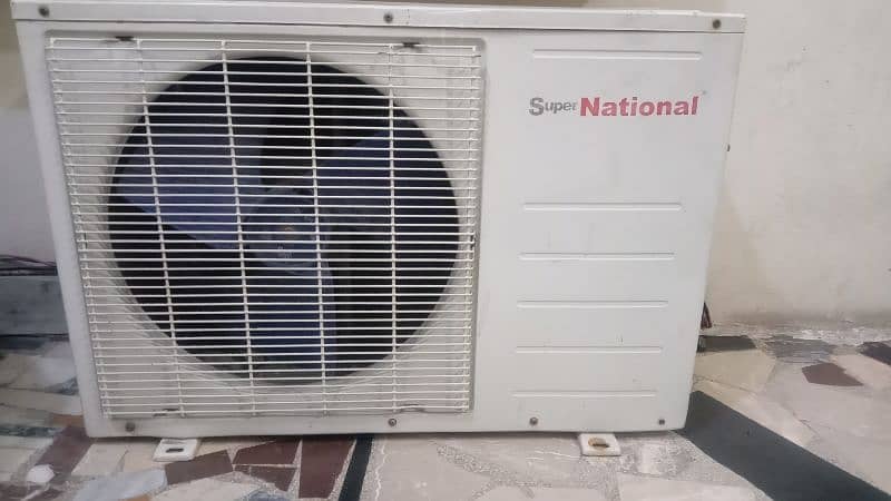 Ac (air condition) 1 ton in good condition 1