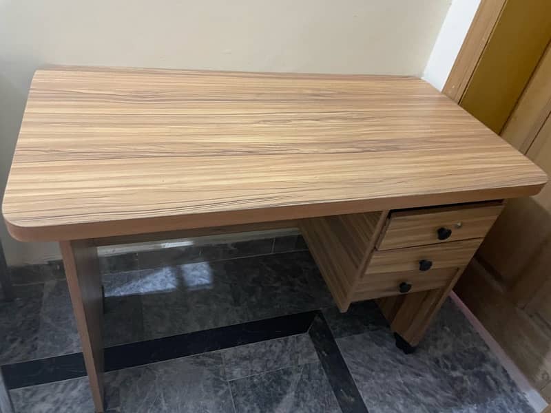 Office Table and Chair Brand new 1