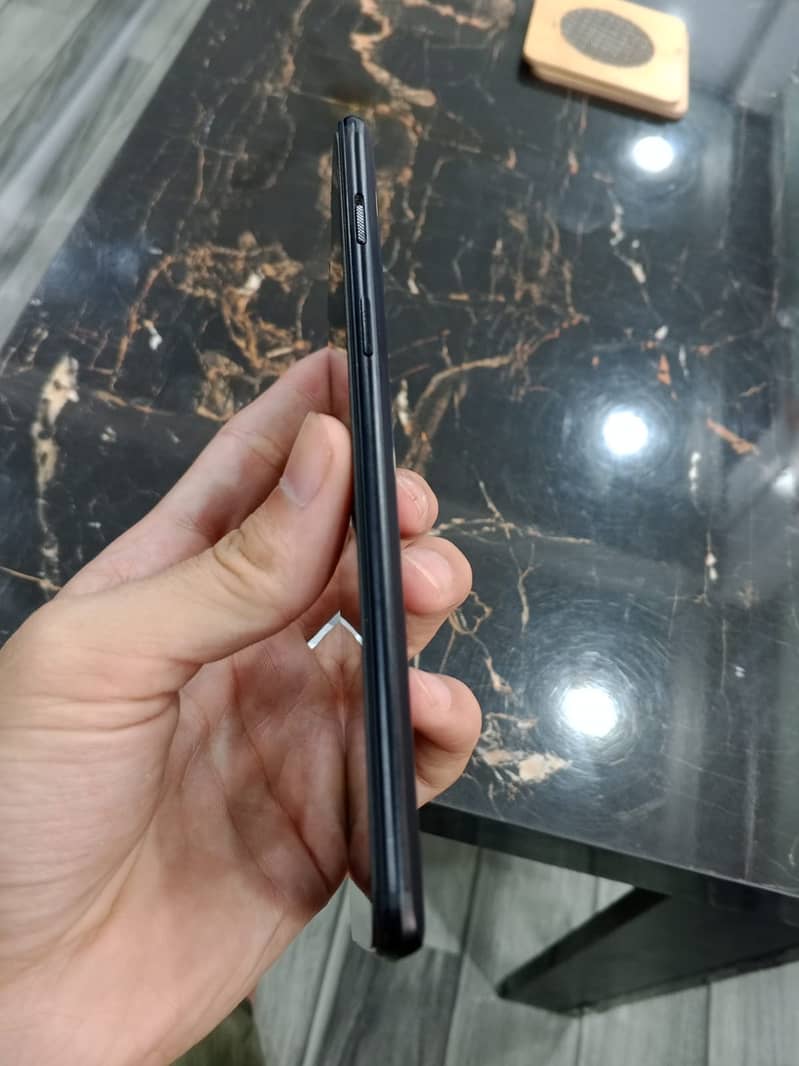 Oneplus 6 (6gb / 64gb) 6