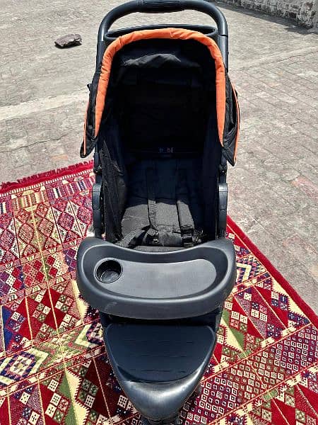 3 Wheels heavy duty imported stroller in brand new condition for sale 3