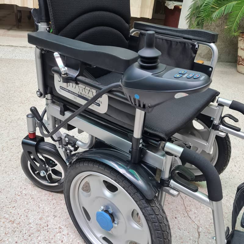 Just Like New! Comfortable Electric Wheelchair - Foldable 90U 7