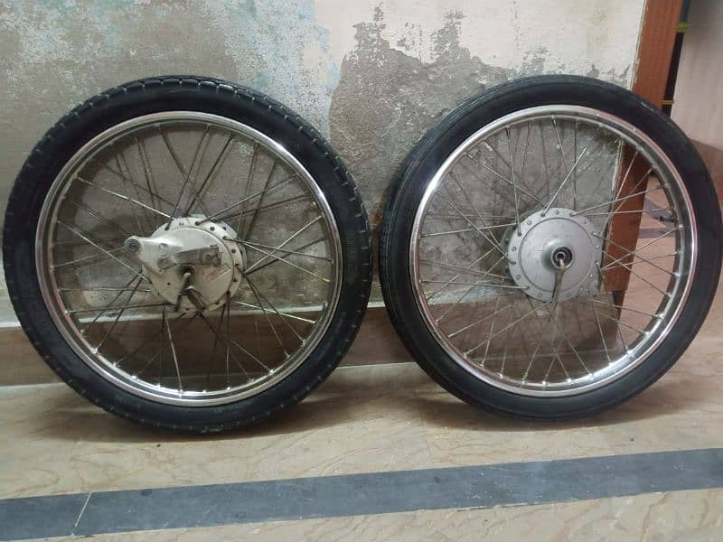 wheels for suzuki sprinter and Yamaha 3