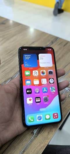 iPhone Xs max 64Gb PTA APPROVED