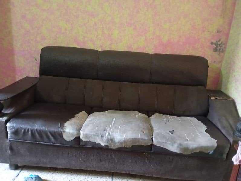 Sofa set with center table  for sale 1