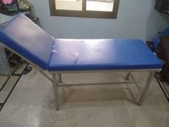 Patients bed / stretcher