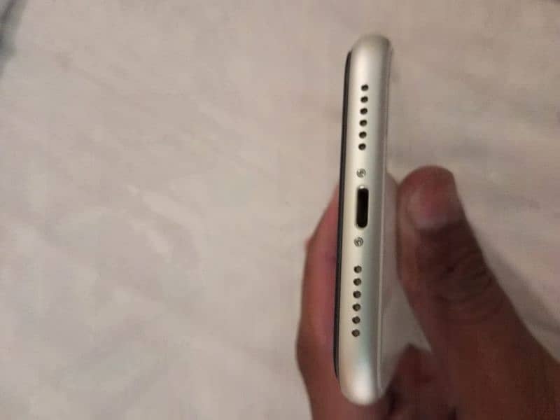 iphone 11 for sale 5