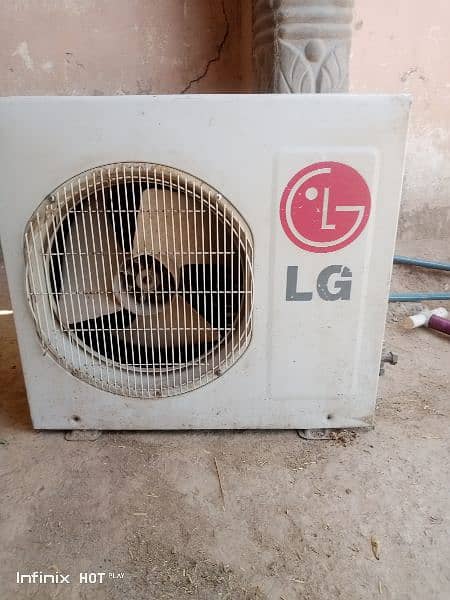 1 ton Ac (LG )cood condton 2