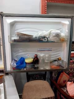 neat and clean refrigerator 40000 for sale