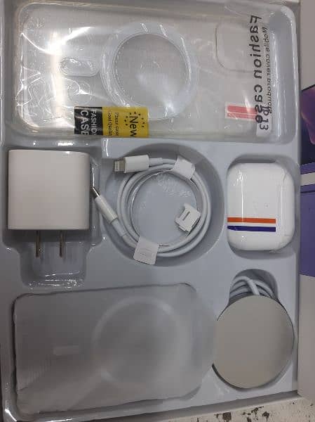 iPhone Accessories Gift Box 1