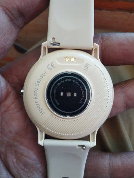 Fitbit style smart watch 5