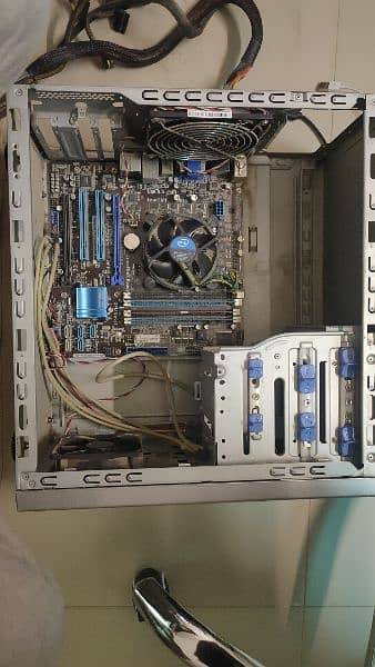 2nd Gen Motherboard, 12 GB Ram, i7 2600 and PC Case ONLY 1