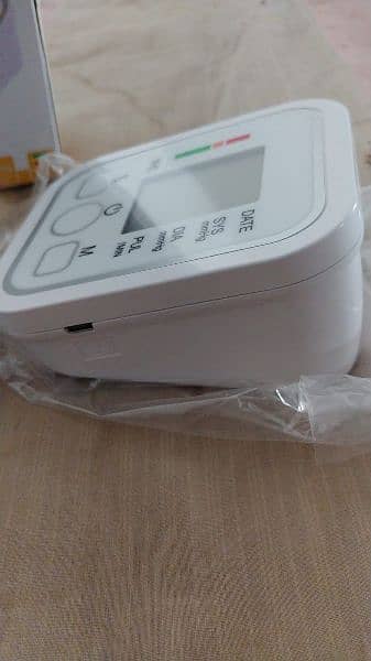 blood pressure machine 3