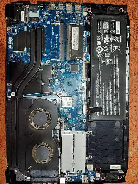 Gaming Laptop Acer Nitro 5 9th Generation GTX 1650 4GB 5
