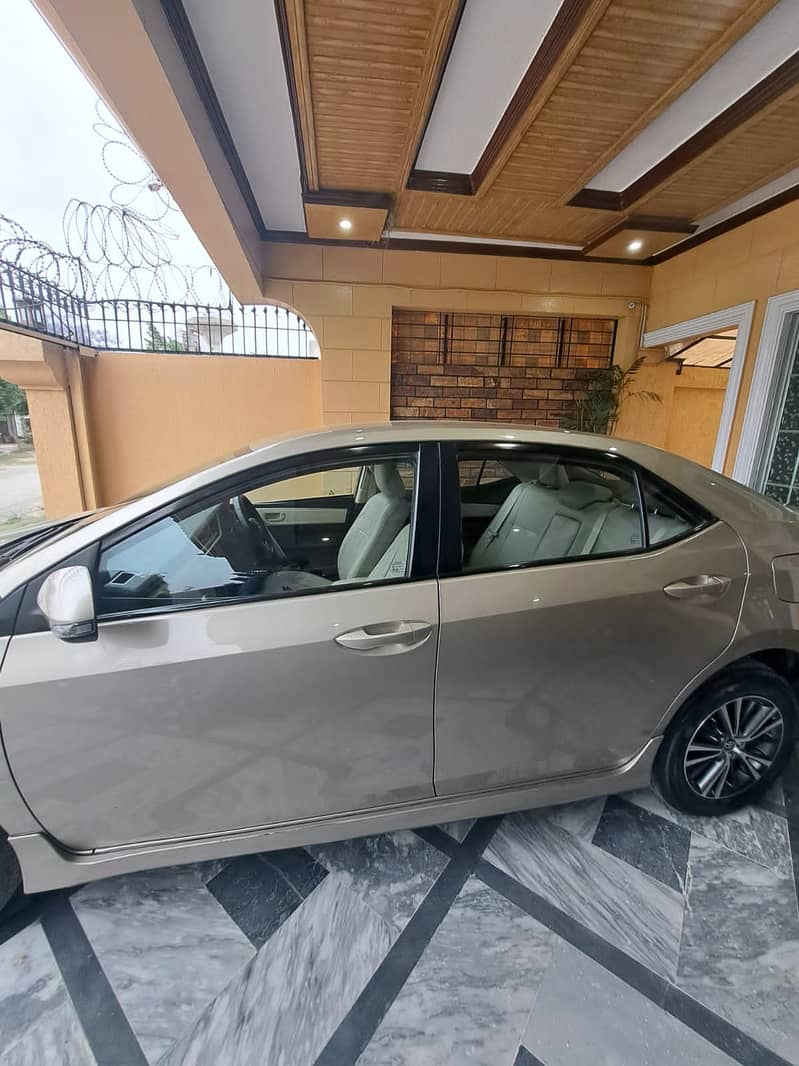 Toyota Corolla Altis Automatic 1.6 2018 5