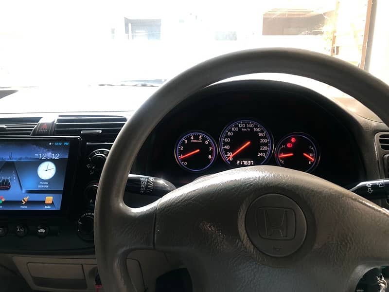 Honda Civic EXi 2005 4